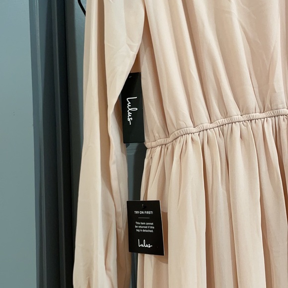 *NWT* Blush maxi dress - Picture 11 of 14